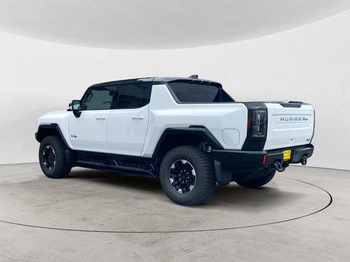 Interstellar White 2024 GMC HUMMER EV Pickup 3X
