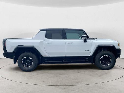 Interstellar White 2024 GMC HUMMER EV Pickup 3X