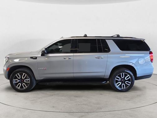 Sterling Metallic 2024 GMC Yukon XL AT4