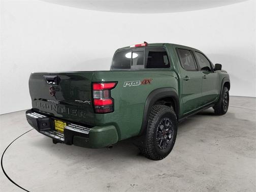 2022 Nissan Frontier PRO-4X