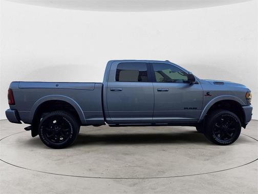 2022 RAM 2500 Limited Crew Cab 4x4 6'4' Box