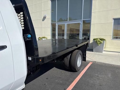 2025 Chevrolet Silverado 3500 WT