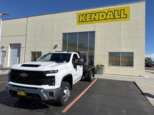 2025 Chevrolet Silverado 3500 WT