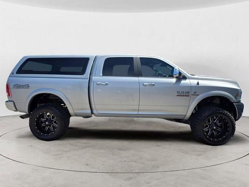 Bright Silver Metallic Clearcoat 2017 RAM 2500 Laramie Crew Cab 4x4 6'4' Box