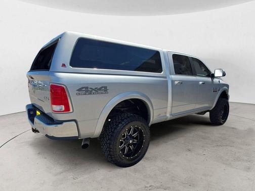Bright Silver Metallic Clearcoat 2017 RAM 2500 Laramie Crew Cab 4x4 6'4' Box
