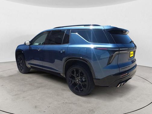 Lakeshore Blue Metallic 2025 Chevrolet Traverse RS