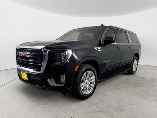 2023 GMC Yukon XL SLE