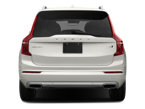 Crystal White 2018 Volvo XC90 T6 Momentum