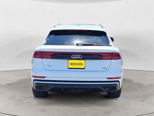 White 2021 Audi Q8 55 Prestige