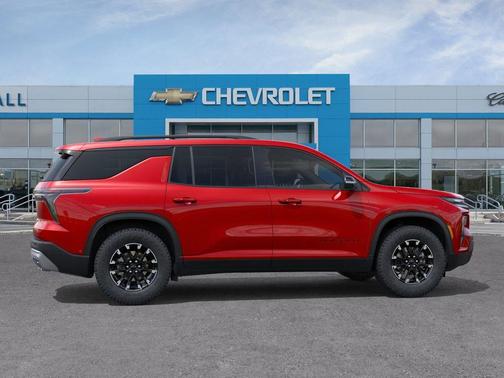 Radiant Red Tintcoat 2026 Chevrolet Traverse AWD Z71