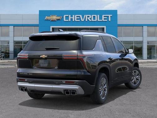 Mosaic Black Metallic 2026 Chevrolet Traverse LT