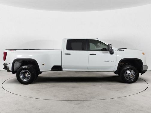2024 Chevrolet Silverado 3500 WT