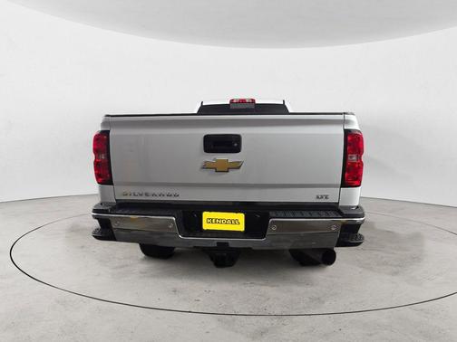 Summit White 2016 Chevrolet Silverado 3500 LTZ