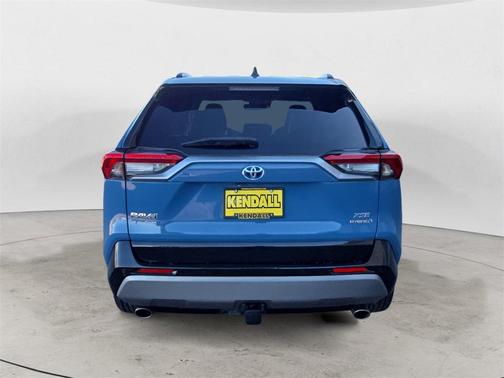2023 Toyota RAV4 Hybrid SE