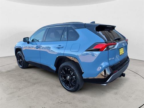 2023 Toyota RAV4 Hybrid SE