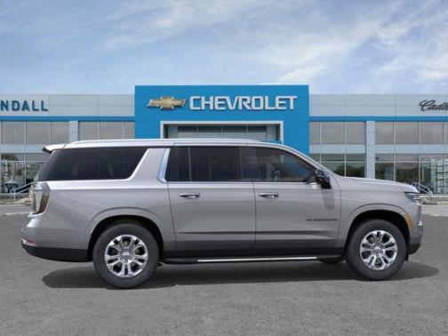 2025 Chevrolet Suburban LT