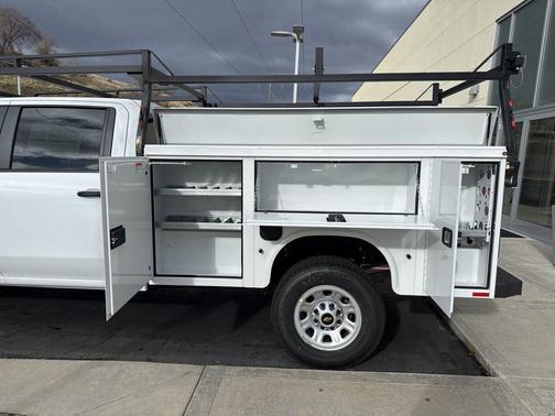 Summit White 2026 Chevrolet Silverado 3500 WT
