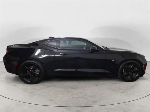 2017 Chevrolet Camaro 2LT