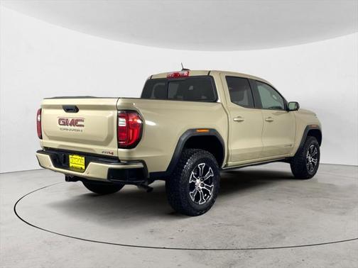 2023 GMC Canyon Base