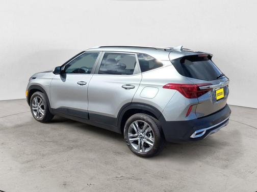 Steel Gray 2023 Kia Seltos S