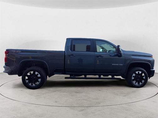 2020 Chevrolet Silverado 2500 Custom
