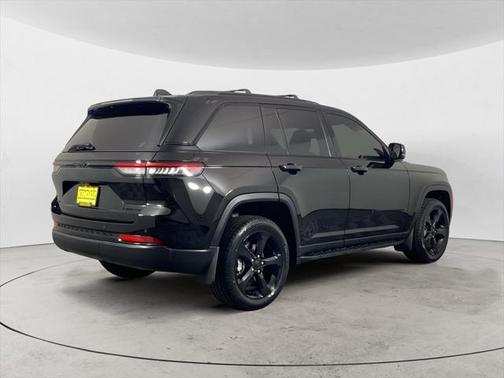 2023 Jeep Grand Cherokee Limited X
