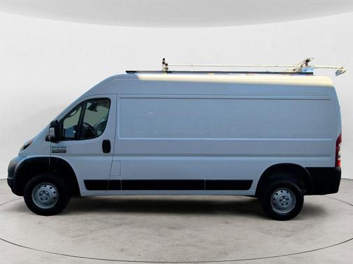 Bright White Clearcoat 2022 RAM ProMaster 2500 High Roof