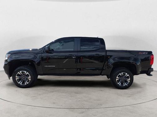 Black 2022 Chevrolet Colorado Z71