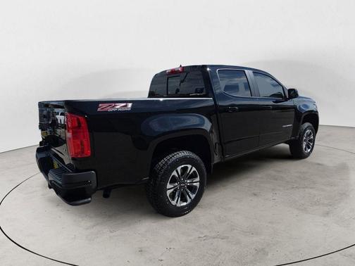 Black 2022 Chevrolet Colorado Z71