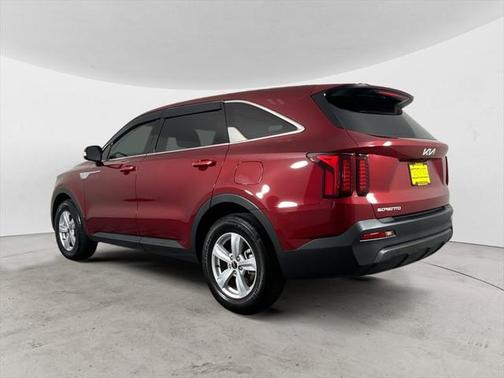 2023 Kia Sorento LX