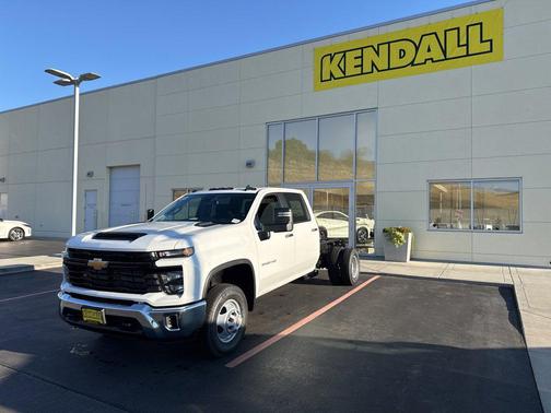 2026 Chevrolet Silverado 3500 WT