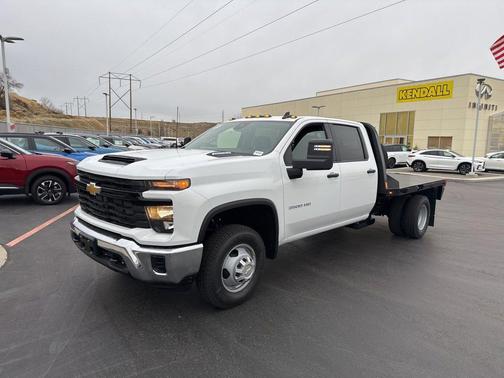 2026 Chevrolet Silverado 3500 WT
