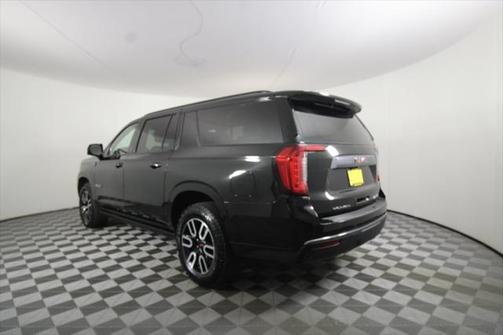2024 GMC Yukon XL 4WD AT4