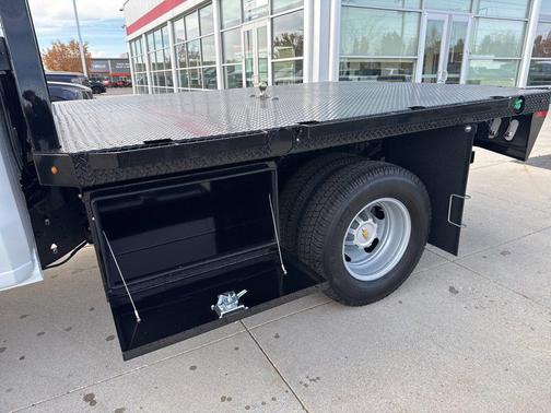 2025 Chevrolet Silverado 3500 WT