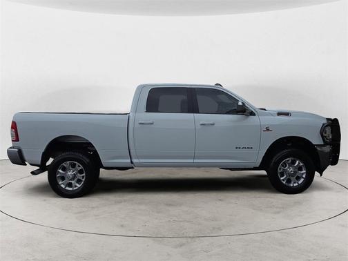 2022 RAM 2500 Big Horn Crew Cab 4x4 6'4' Box