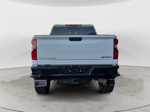 2024 Chevrolet Silverado 2500 4WD Crew Cab Standard Bed ZR2