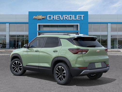 Cacti Green 2026 Chevrolet Trailblazer LT