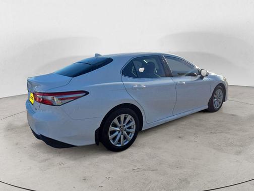 Super White 2020 Toyota Camry LE