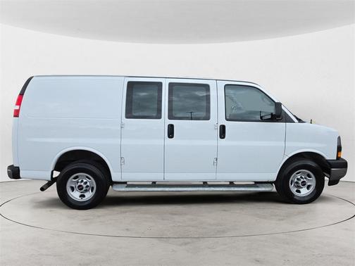 2023 GMC Savana 2500 Work Van