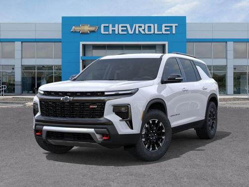 Polar White Tricoat 2026 Chevrolet Traverse AWD Z71