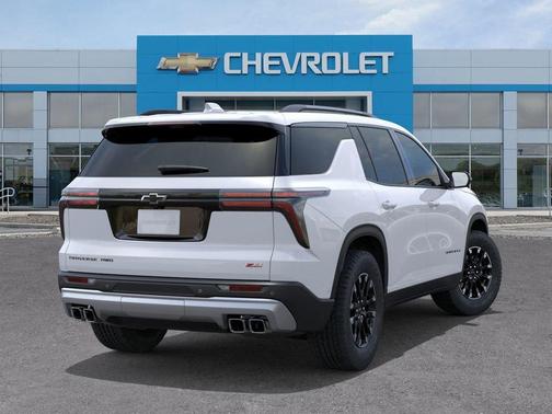 Polar White Tricoat 2026 Chevrolet Traverse AWD Z71