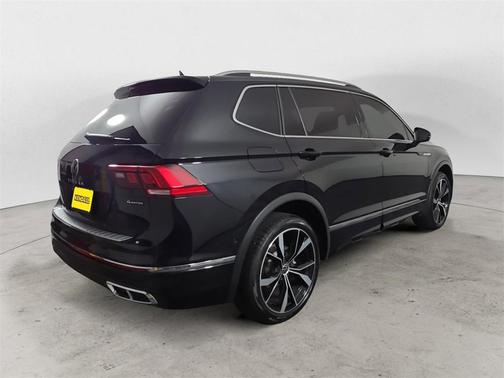 2022 Volkswagen Tiguan 2.0T SEL R-Line 4MOTION