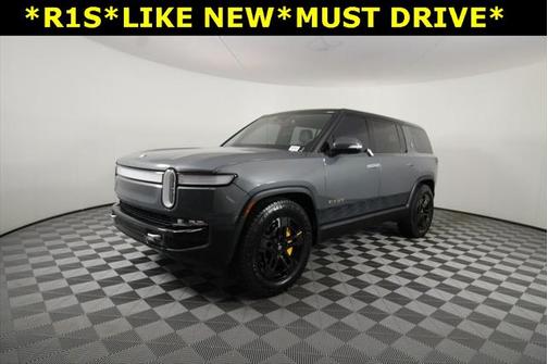 2023 Rivian R1S Adventure