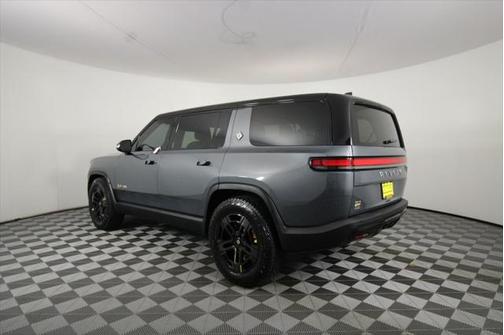 2023 Rivian R1S Adventure