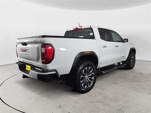 2023 GMC Canyon Denali