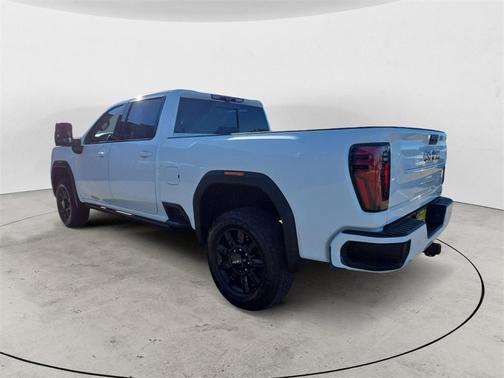 2025 GMC Sierra 2500 AT4