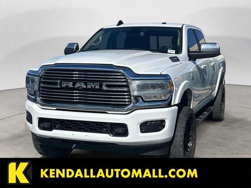 Bright White Clearcoat 2022 RAM 2500 Laramie Crew Cab 4x4 6'4' Box