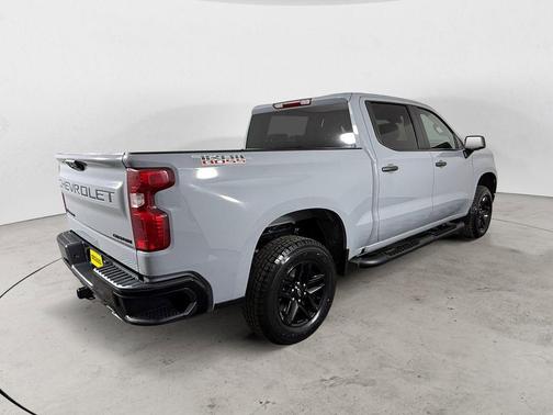 Slate Gray Metallic 2024 Chevrolet Silverado 1500 Custom Trail Boss