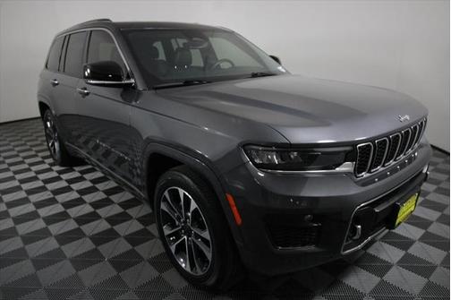 2022 Jeep Grand Cherokee Overland