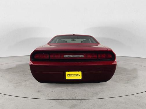Inferno Red Crystal Pearl 2009 Dodge Challenger SE